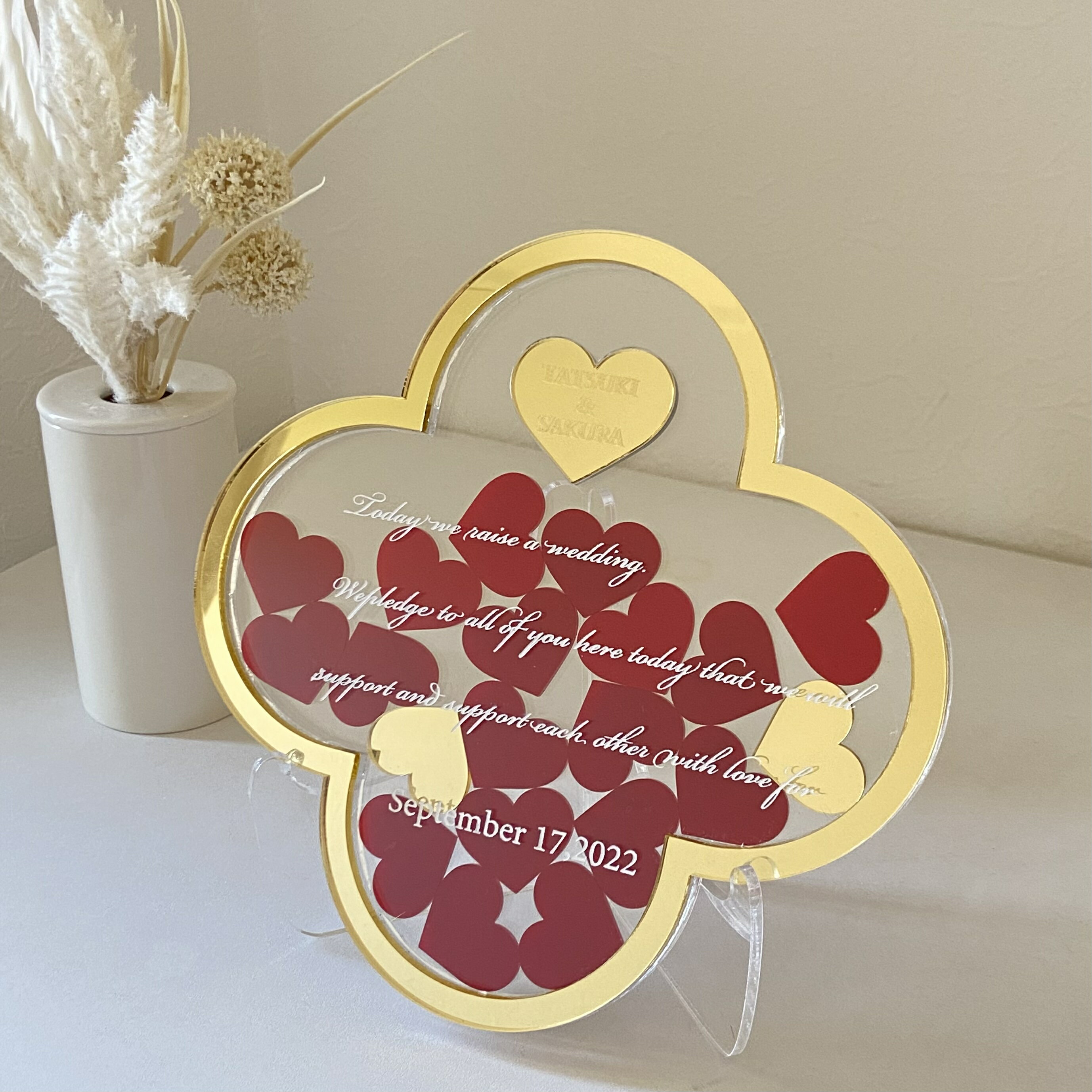 四つ葉　ゲスト参加型　ミニサイズ　少人数　ハートドロップス　　ウェルカムボード　ウェディングドロップス　結婚証明書　アクリル　ゲストカード　席札　テーブルサイン　alcoholinkart　結婚証明書