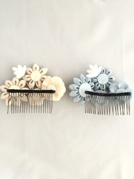 【つまみ細工】コーム簪 花ベージュ ヘアアクセサリー 髪飾り ちりめん細工 浴衣 着物 打掛 造花 アートフラワー アーティシャルフラワー かんざし