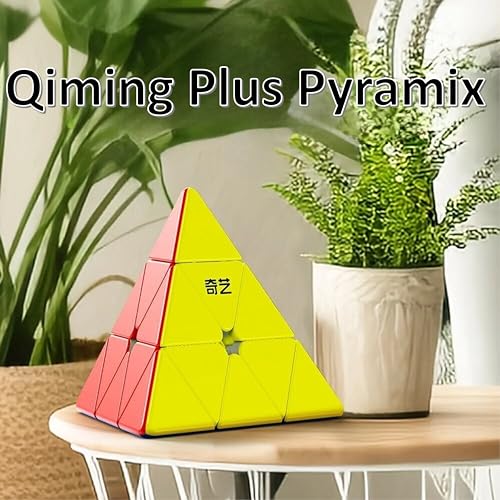 【商品説明】 QiYi、大き目サイズのピラミンクスです。通常のピラミンクスの1辺が約9.8cmなのに対して、こちらの商品の一辺は約27.5cmとビッグサイズです。大き目サイズで見やすいので、クラスでピラミンクスの解き方を教えるのにご使用いただけます。また、お部屋に飾ったり、立体パズルコレクションとしてもおすすめです。 ロックアップせずに回転することができ、内部に配置されたスチームボールが安定した回転操作をサポートしています。キューブカラーは明るめなので識別しやすいです。キューブ表面はマットな質感で、傷や指紋が付きにくく、光を反射しにくいデザインです。 【商品の仕様】 商品名：Qiming Plus Pyraminx サイズ：約27.5cm 重量：約657.4g 商品及び付属品：ピラミンクス本体1個、メーカーオリジナルの説明書（※日本語の説明書ではありません。） 【 安心の保証付き 】 こちらの商品は、お買い上げ頂いた日より30日間の保証が付いております。万が一の初期不良、不具合の場合、無償にて修理、または交換をさせて頂きます。