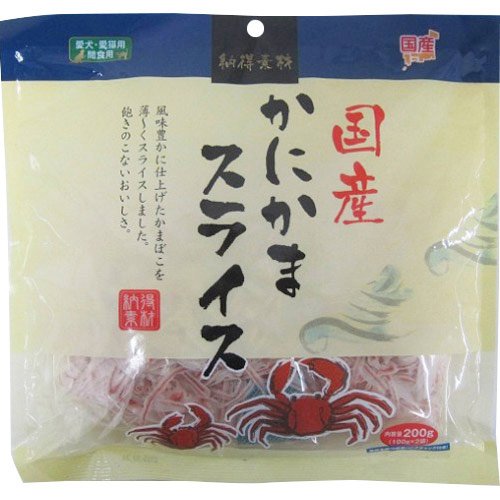 [商品スペック]内訳：内容量：200g（100g×2袋）[商品詳細]「国産かにかまスライス 200g」は、風味豊かに仕上げたかまぼこを薄くスライスしたおやつ（愛犬・愛猫用）です。飽きのこないおいしさ。間食用。 ご注意 ●本品は犬・猫用です。犬・猫以外には与えないでください。●与え方の給与量をお守りください。●脱酸素剤は無害ですが食べられません。●保存方法をお守りください。●子供が与える場合は、大人の監視のもとで行ってください。●幼児や子供の手の届かない所に置いてください。●消化不良など愛犬の体調が変わった時は、獣医師にご相談ください。 保存方法 ●直射日光、高温多湿の場所を避けて常温で保存してください。●開封後は必ず冷蔵庫に保管し、賞味期限にかかわらず、なるべくお早めにお与えください。 原材料名・栄養成分等 鱈すり身、小麦でん粉、かに肉、食塩、植物油脂、ソルビトール、調味料（アミノ酸等）、着色料（紅麹、コチニール、アナトー） 原産国 日本