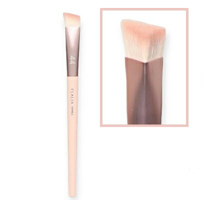 ファンデーションブラシ　化粧ブラシ 3D Multi Foundation FLALIA