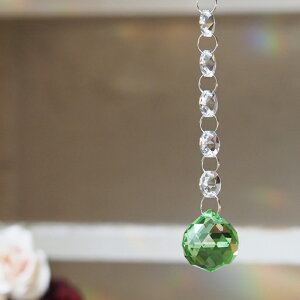 アウトレット 緑色 サンキャッチャー 2本 楽天 レインボーメーカー 【楽ギフ_内祝い 【楽ギフ_結婚祝い 北欧 雑貨 風水 玄関 バレンタイン シャンデリア 水晶 ガラス 材料 プレゼント 引越し祝い 新築祝い 結婚祝い 引っ越し祝い ギフト 専門 お返し セット