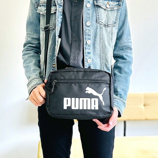 男の子 ショルダーバッグ 小学生 j20334 PUMA プーマ ロゴプリント ショルダーバッグ ヨコ型ショルダー 斜めがけバッグ A5サイズ対応 旅行 修学旅行 お買い物 普段使い かっこいい ビッグロゴ シンプル 男の子 男子 ボーイ 女の子 女子 ガール 小学生 低学年 高学年 中学生 2