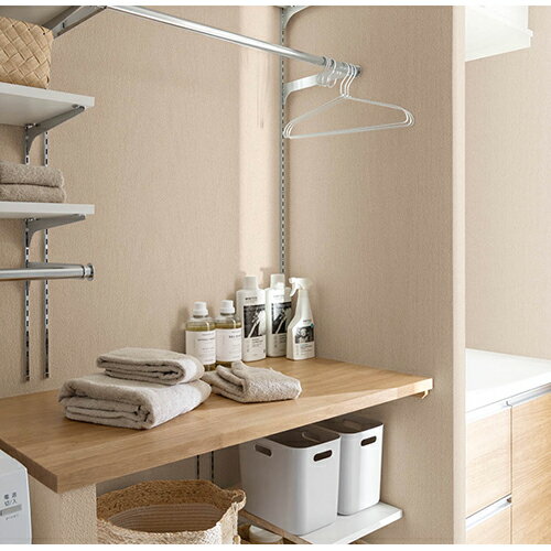 ※この壁紙は10M巻での販売となっておりますが、メーター数の変更は可能となっております。必要数によって金額の変更を行いますので、ご購入時に備考欄へご記入くださいませ。リピート縦-cm 横-cm有効幅92cm機能防かび・抗菌・消臭シックハウス...