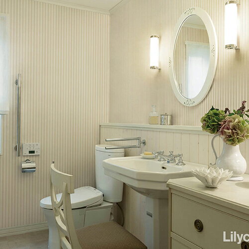 ※この壁紙は10M巻での販売となっておりますが、メーター数の変更は可能となっております。必要数によって金額の変更を行いますので、ご購入時に備考欄へご記入くださいませ。リピート縦-cm 横2.1cm有効幅92.5cm機能防かびシックハウス対策...