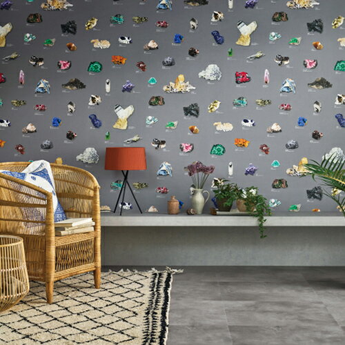 ※この壁紙は10M巻での販売となっておりますが、メーター数の変更は可能となっております。必要数によって金額の変更を行いますので、ご購入時に備考欄へご記入くださいませ。リピート縦125cm 横92cm ステップ柄合せ有効幅92cm機能防カビシ...