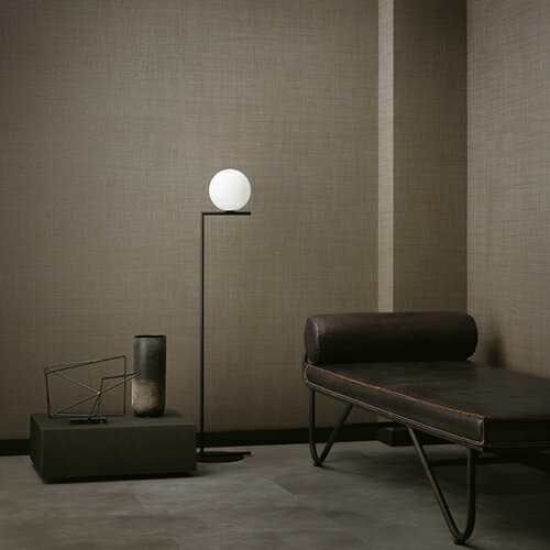 ※この壁紙は10M巻での販売となっておりますが、メーター数の変更は可能となっております。必要数によって金額の変更を行いますので、ご購入時に備考欄へご記入くださいませ。リピート縦64.1cm 横92.5cm有効幅92.5cm機能防かび・表面強...