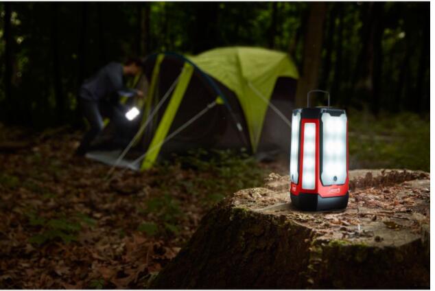 [送料無料] [Coleman コールマン] 充電式LEDランタン 600ルーメン 20時間 40ルーメン 200時間 LED ランタン ライト アウトドア フラッシュライト 懐中電灯 [楽天海外通販]