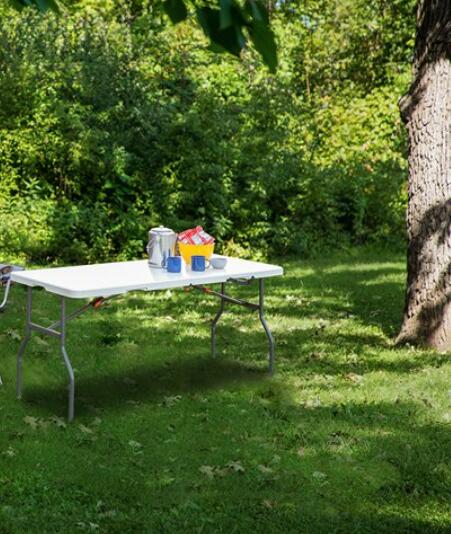 [RDY] [送料無料] [Ozark Trail オザークトレイル] 折りたたみ式テーブル 屋内 屋外用 ホワイト 折り畳み式テーブル アウトドア テーブル キャンプ バーベキューテーブル 折りたたみ 折畳み 四…