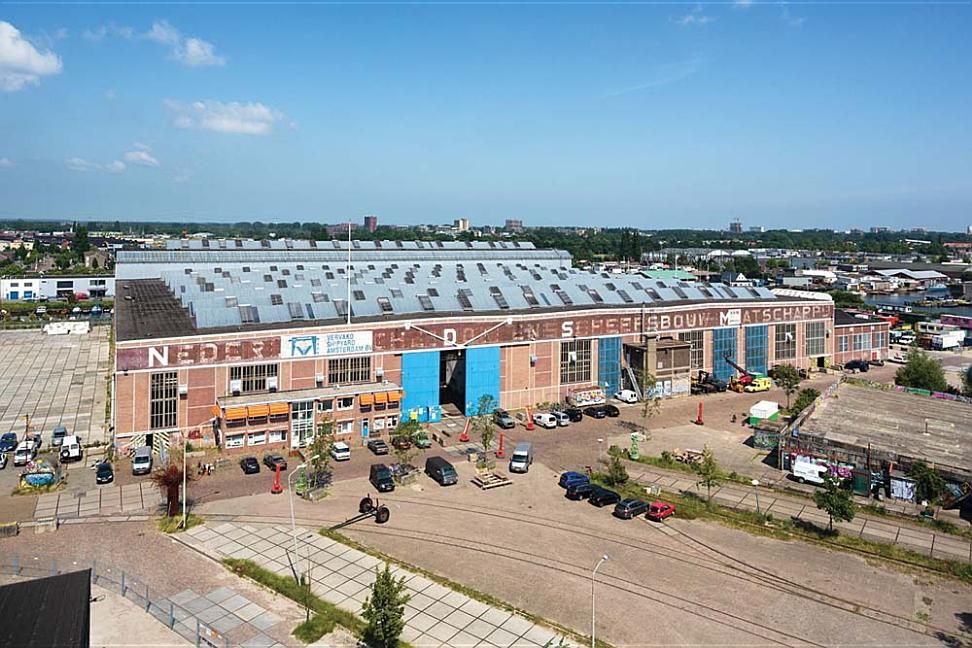 [RDY] [送料無料] あなたの街を作ろう シェルとしての都市 : Ndsm Shipyard, Amsterdam ペーパーバック [楽天海外通販] | Make Your City: The City as a Shell : Ndsm Shipyard, Amsterdam Paperback