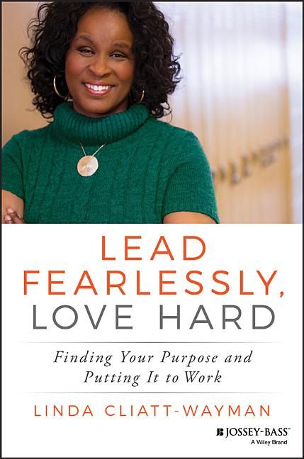 [送料無料] Lead Fearlessly, Love Hard : あなたの目的を見つけ、それを仕事に活かす (ハードカバー) ..