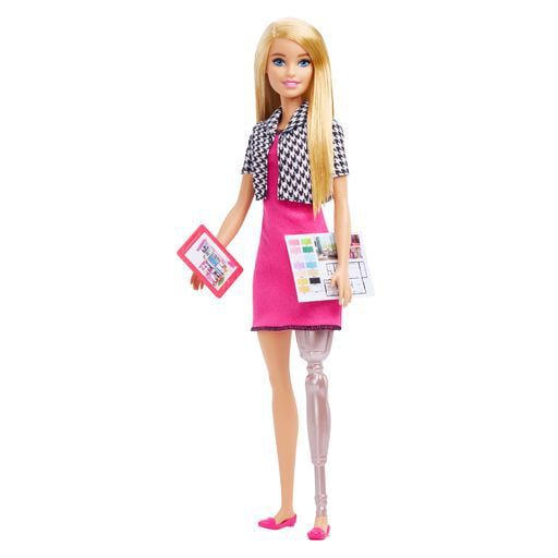   Barbie インテリアデザイナー人形、ブロンド、義足、アクセサリー、3歳以上  | Barbie Interior Designer Doll, Blonde, Prosthetic Leg, Accessories, 3 &amp; Up