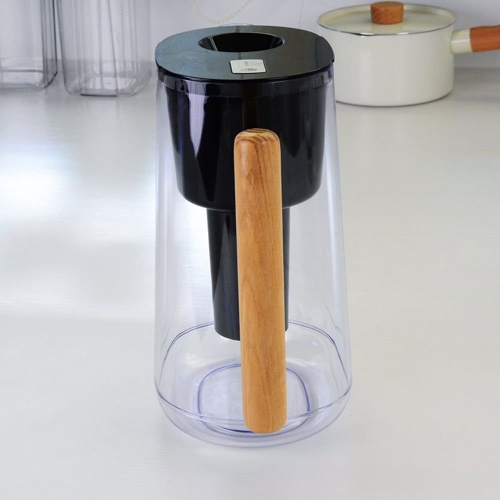 [RDY] [送料無料] ベターホームズ＆ガーデンズ・ブランド・ウォーターフィルターピッチャー、10カップ、ブリタ互換、木製ハンドル、組み立て式製品高さ長さ幅：10