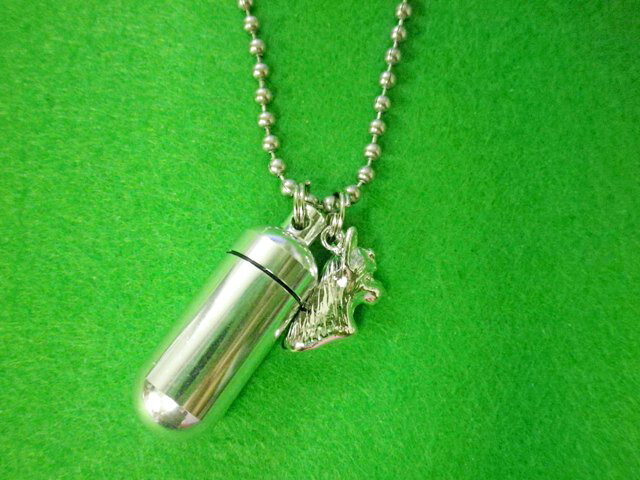 遺骨ペンダントカプセル 小ヨークシャ・テリア ロングステンレスボールチェーン手元供養 ヨークシャテリア 仏具カプセル 遺毛 供養遺骨入れペンダント遺骨 アクセサリー