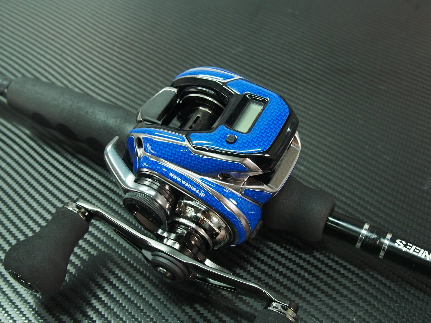 【WANEE 039 S】 プロテクションデカールキット SHIMANO 20バルケッタFカスタム 19バルケッタプレミアム 19グラップラーCT 18グラップラープレミアム 19炎月CT 18炎月プレミアム 用 プロテクションデカールKIT（※リール本体は含まれません）リールの傷予防にも！