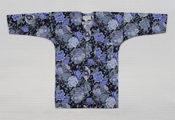 鯉口シャツ大人 数量限定 青薔薇?牡丹? メール対応しております。鯉口シャツ 花柄 祭り 和柄 制服 飲食店 和食店 居酒屋 ユニフォーム 男性 メンズ 女性 ...
