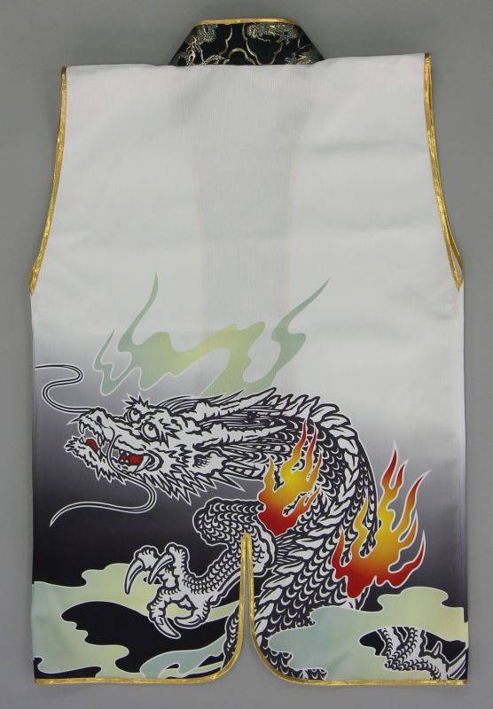 楽天市場】陣羽織(アート・美術品・骨董品・民芸品|ホビー)の通販 楽天市場】陣羽織(アート・美術品・骨董品・民芸品|ホビー)の通販