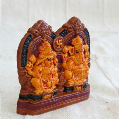 (クレイ製 ラクシュミ&ガネーシャ 置物)インドの神様 ガネーシャ 置物 夢をかなえるゾウ 象の神様 ...