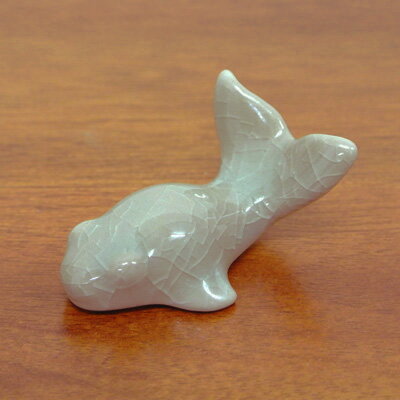 (陶器製 金魚 箸置)箸置き 陶器製 おしゃれ かわいい 金魚 魚 キッチン用品 食器 調理器具 箸 はしおき..
