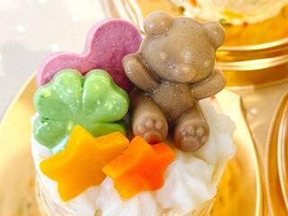 【無添加】バースデーケーキ(くまちゃんとわいわいcarnival) 　お誕生日にかわいいくまちゃんがのったケーキはいかがでしょうか【犬誕生日ケーキ・犬用ケーキ・犬ケーキ・犬おやつ・犬無添加ごはん・犬無添加フード・ 犬誕生日・犬プレゼント】 2