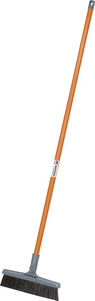 　製品名 隙間や階段などのお掃除に　 　内容量・サイズ 【サイズ】23×100cm【材質】ハンドル：スチールパイプ、甲・コーム：PP、毛：PP、PET（再生PET100％）、馬毛、除電材【セット内容】-　 　製品説明 ●使用者が握る部分（パイプ、グリップ、取手）に抗ウイルス剤を配合。ウイルス感染のリスクを減らします。●除電材配合でゴミが絡みにくくきれいに掃けます。●お手入れラクラクコーム付。 　JAN 4903180194889※モニター発色の具合により色合いが異なる場合がございます。