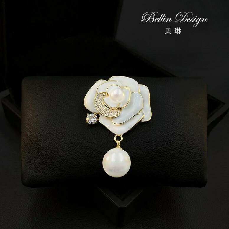 ブローチ おしゃれ 入学式 スーツ 装飾 レディース アクセサリー ジュエリー 雑貨 自然 美しい 赤 椿 ブローチ 小さい フラワー スーツ ジャケット ピン コサージュ ハイエンド 装飾品 韓国