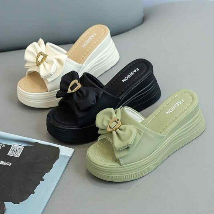 サンダル レディース 女性用 靴 チャンキーヒール ウエッジソール スリッパ ワンマイル 楽ちん ブラック ホワイト グリーン リボン ハート ビーチ 水遊び プール 海 リゾート バカンス アウトドア かわいい フェミニン かっこいい 脚長効果 春夏