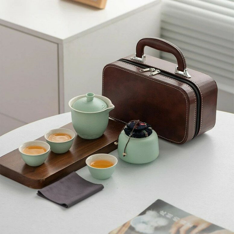 茶器セット ティーセット 陶器 湯呑み 急須 おしゃれ 携帯式 軽量 ティーポット カップセット 旅行用 お出かけ用 自宅用 親子用 贈り物にも 高級 おしゃれ 収納バッグ付き 旅行ティーセット 陶器湯呑みセット 車載カンフー茶器セット コンパクト お出かけ用 旅行