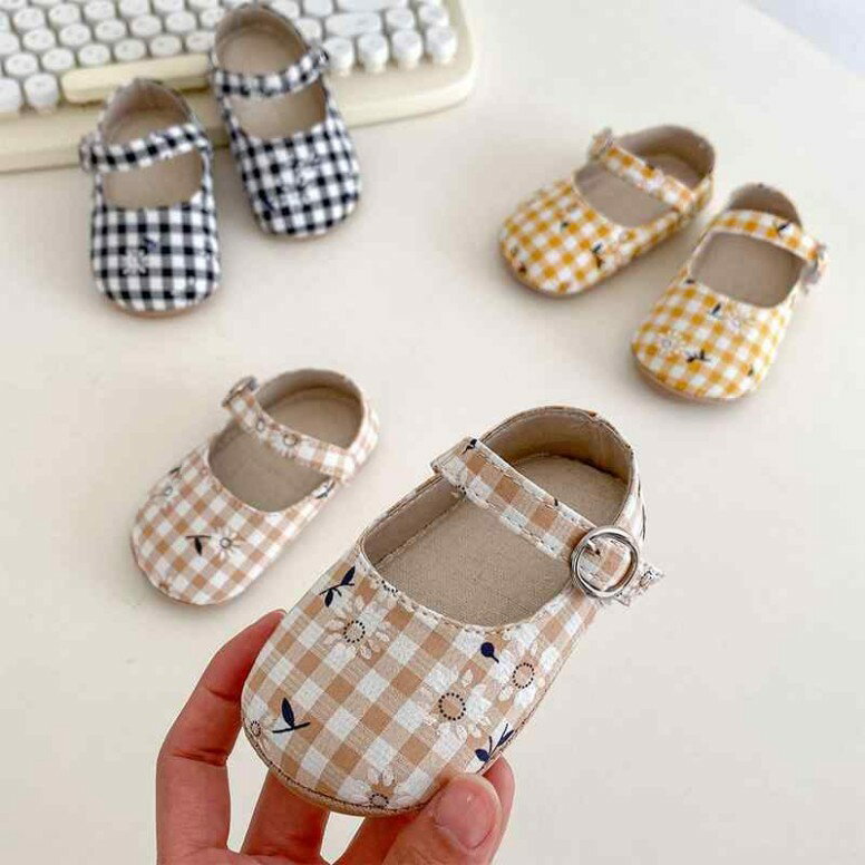 春 韓国スタイル ベビー シューズ 花柄 通気性 滑りにくい ソフト ソール シューズ 女の子 赤ちゃん フ..