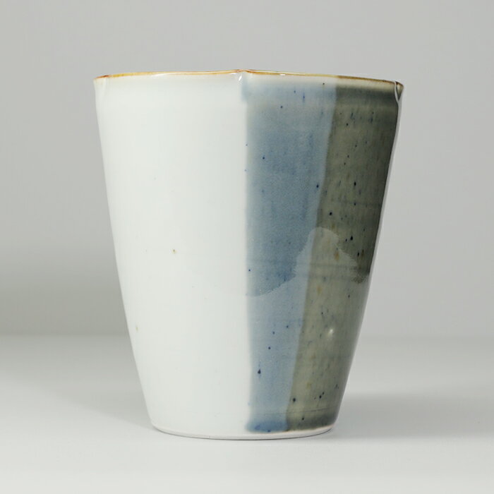 愛媛のギフト 砥部焼 今治タオル【東吉窯 フリーカップ輪花 グレー 1個＋フェイスタオル1枚】 夏 タオルギフト 帰省ギフト 引出物 内祝 プレゼント 窯元 東吉窯 a-to107