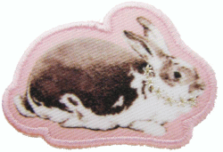 “ワッペン屋さんラボ　オリジナルワッペン” 　うさぎさんネックレス可愛いねワッペン（アイロン接着タイプ）