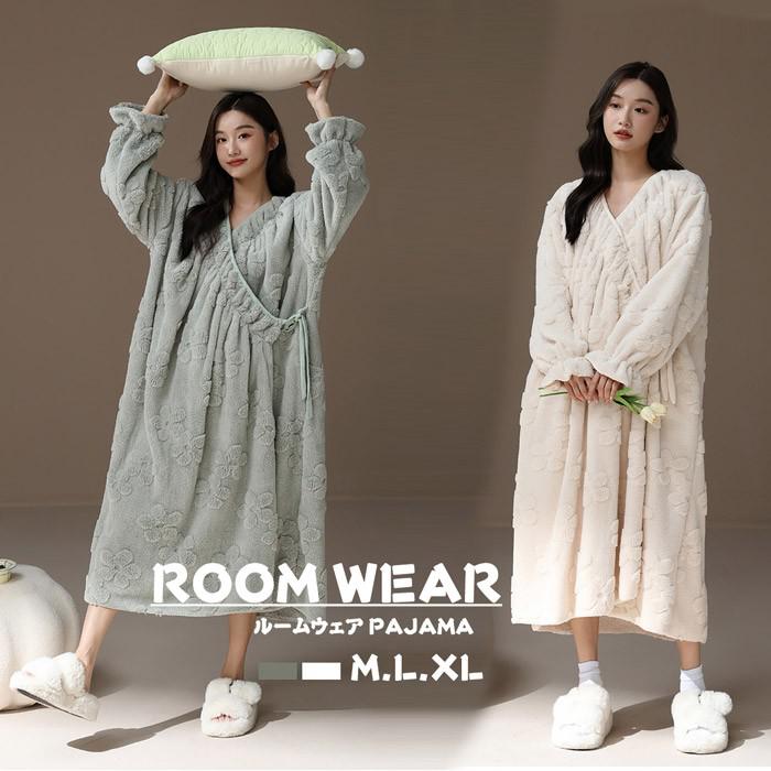 類似商品はこちら ♔*.∴ルームウェア レディース ワンピース 可愛い 5,580円ルームウェア レディース ワンピース 可愛い 5,980円ルームウェア レディース ワンピース 可愛い 5,980円ルームウェア レディース ワンピース 可愛い 5,980円ルームウェア レディース ワンピース 可愛い 5,980円ルームウェア レディース ワンピース 可愛い 5,980円 セット内容 .♔꙳&there4; ワンピース（記載のないアクセサリー、小物等は付属しません） 大事なお知らせ .✿꙳&there4; #よくみて #コピーガード対策品 #TODOKANAI #サイズ違い #ABUNAI #やばい #コピー商品 ＃パクり ＃ニセモノ 素材 .♔꙳&there4; 綿/ポリエステル カラー .♔꙳&there4; オフホワイト/グレー サイズ (cm) .♔꙳&there4; M/ワンピース丈116　バスト138　袖丈55L/ワンピース丈118　バスト142　袖丈57LL(XL)/ワンピース丈120　バスト146　袖丈58SAGI/コピーガード/対策品/TODOKANAI/フェイク写真/ABUNAI/この商品/激ヤバ/コピー商品/パクり/ニセモノ※表記寸法と実寸値の多少の誤差はご容赦ください 商号 (cm) .♔꙳&there4; dh314c0 .♔꙳&there4; ★1点 880円(北海道・九州・沖縄・離島除く)商品を複数ご注文の場合のは、下記の表を参照してください。 ※SALE品など、他商品との同梱発送不可の商品と合わせてご購入の場合、の計算が異なりますのでご注意ください。 注意事項 .♔꙳&there4; ●ページの閲覧環境によって、掲載写真と実際の商品の色合いが異なる場合があります。 ●モデルに小物を使う場合がございますが、商品に含まれませんので、セット内容をご確認ください。 ●製造過程・出荷過程の間に出来た細かなキズ・ヨゴレなどある場合がございます。細かい部分まで気になさる方は、ご購入をご遠慮ください。 ●商品の仕様は、製造元の都合により予告なく変更や突然の欠品等で商品手配の遅れや手配ができない場合がございます。 ●お届けした商品に不備がございましたら、お届け後5日以内にご連絡ください。早急に対応させていただきます。なお期日を過ぎた場合はお受け致しかねます。 ●土日祝祭日のご注文およびお問い合わせへの弊社からのご連絡は、翌営業日となります。 ●海外製品のため、詳細タグなし。 ●配送の関係上、ラッピング対応は受け付けておりません。 会社・学校・団体でご購入のお客様 発送の際、ご担当者様のお名前（フルネーム）が必要となります。 登録情報のお名前を、会社名や団体名のみでご登録されている場合、ご登録名をご担当者様のお名前にご変更していただくか、【備考欄】にフルネームでご記入願います。 【納品書や領収書につきまして】 当店では個人情報保護及び環境保全の為ペーパーレス化に取り組んでおりますので、お届けのお荷物に納品書（お買上明細書）は同封しておりません。ご了承くださいませ。 ご希望の場合、ご注文時【備考欄】にご記入願います。PDFファイルをメールにて添付いたします。 返品・交換・キャンセルについて サイズ間違い・イメージ違いなど、お客様都合によるキャンセルやご交換は原則として承っておりません。返品ルールに関しましては、リンク先ページをご覧の上、お気軽にお問い合わせください。 SIMILAR COLOR オフホワイト ホワイト 白 グレー