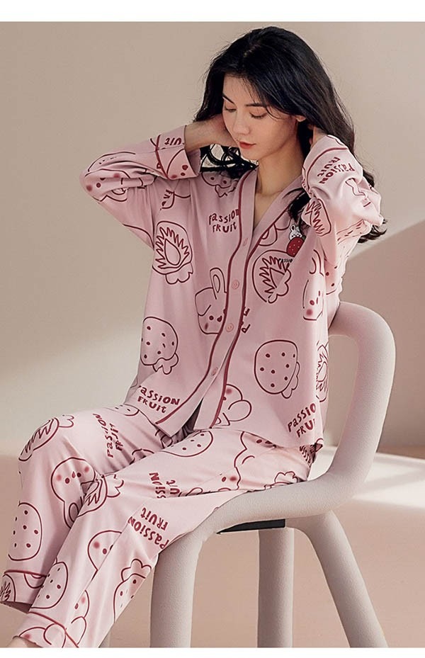 苺柄 新作 ルームウエア 上下セット 部屋着 イチゴ柄 春 長袖 かわいい 着心地よい パジャマ オシャレ 可愛い 上下セット レディース 女性 ゆったり 寝巻き 大きいサイズ