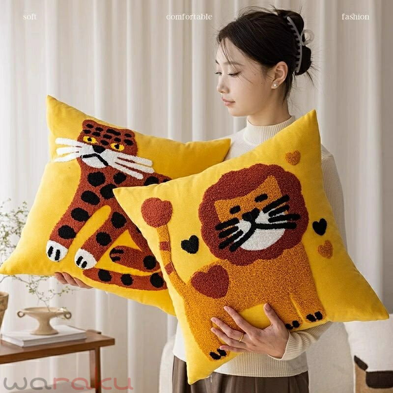 送料無料 クッションカバー 抱き枕カバー 45*45cm 高級感 座布団カバー 動物柄 豹 ライオン 背当てカバー 角型 四角 無地 シンプル 高級感 在宅勤務 マルチカラー 一人暮らし 北欧 新築祝い ギフト 母の日 プレゼント 5スタイル 楽天海外通販