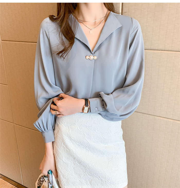 Rakuten - 【2点600円割引】ブラウス レディース きれいめ 40代 春秋新作 オシャレブラウス 白シフォンシャツ 長袖トップス Vネックブラウス 大人 通勤 ゆったり シャツ30代 50代 秋新作