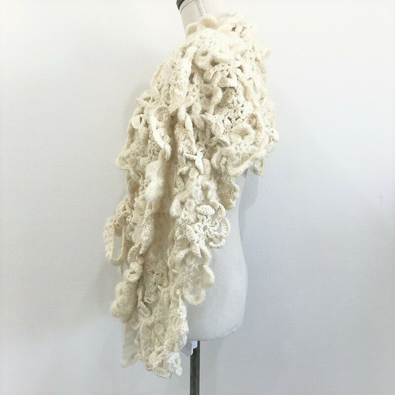 [USED/中古]COMME des GARCONS コムデギャルソン ストール tricot COMME des GARCONS トリコ・コム デ ギャルソン：花柄ウール編み込みマフラーショール アイボリー Bランク【中古】