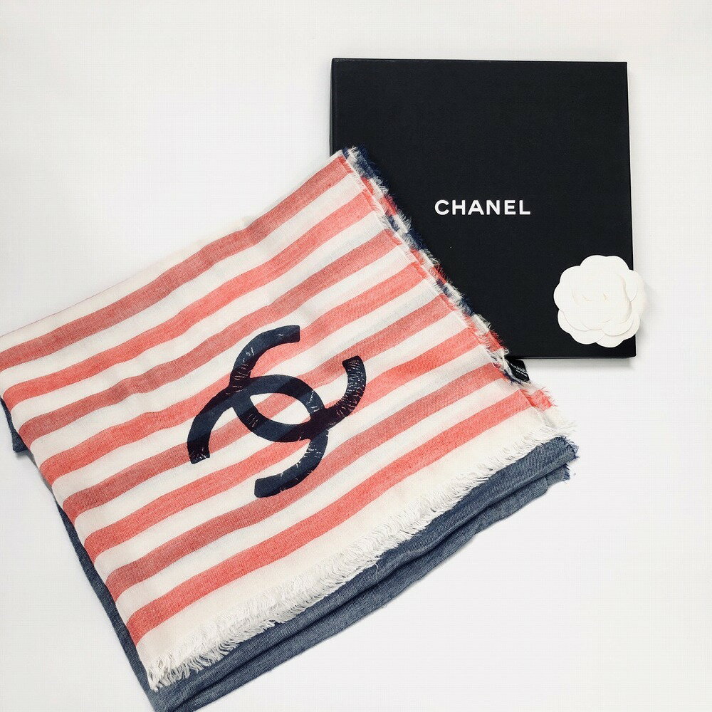 [USED/中古]CHANEL シャネル スカーフ ココマーク トリコロールカラー 赤 青 白 ブルー レッド ホワイト カシミヤ シルク モダール B（目立った傷や汚れなし）ランク 中古 ai-tdc-003604-4eのサムネイル