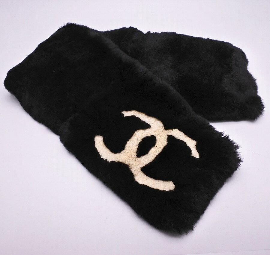 [USED/中古]CHANEL シャネル マフラー・ショール デカココマーク ラパン ネックホルダー ブラック ラビットファー B（目立った傷や汚れなし）ランク 中古 ai-tdc-013553のサムネイル