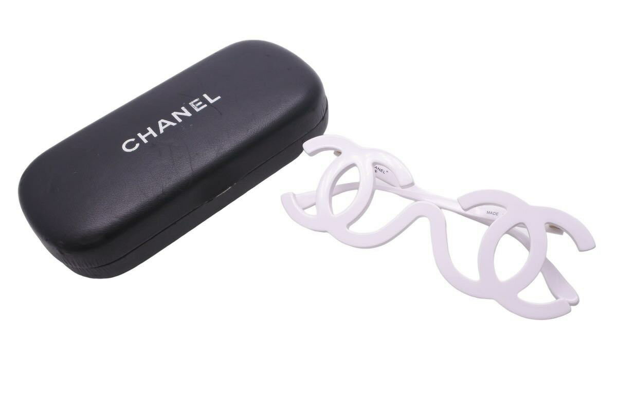 [USED/中古]CHANEL シャネル サングラス ホワイト プラスチック A（未使用に近い）ランク 中古 49294