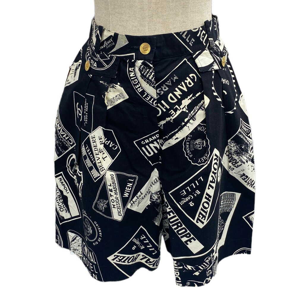 [USED/中古]CHANEL シャネル ショートパンツ ヴィンテージ ホテルプリント ワッペンプリント ココマーク 黒 希少 ブラック ホワイト D（傷や汚れあり）ランク 中古 ai-tdc-001730のサムネイル