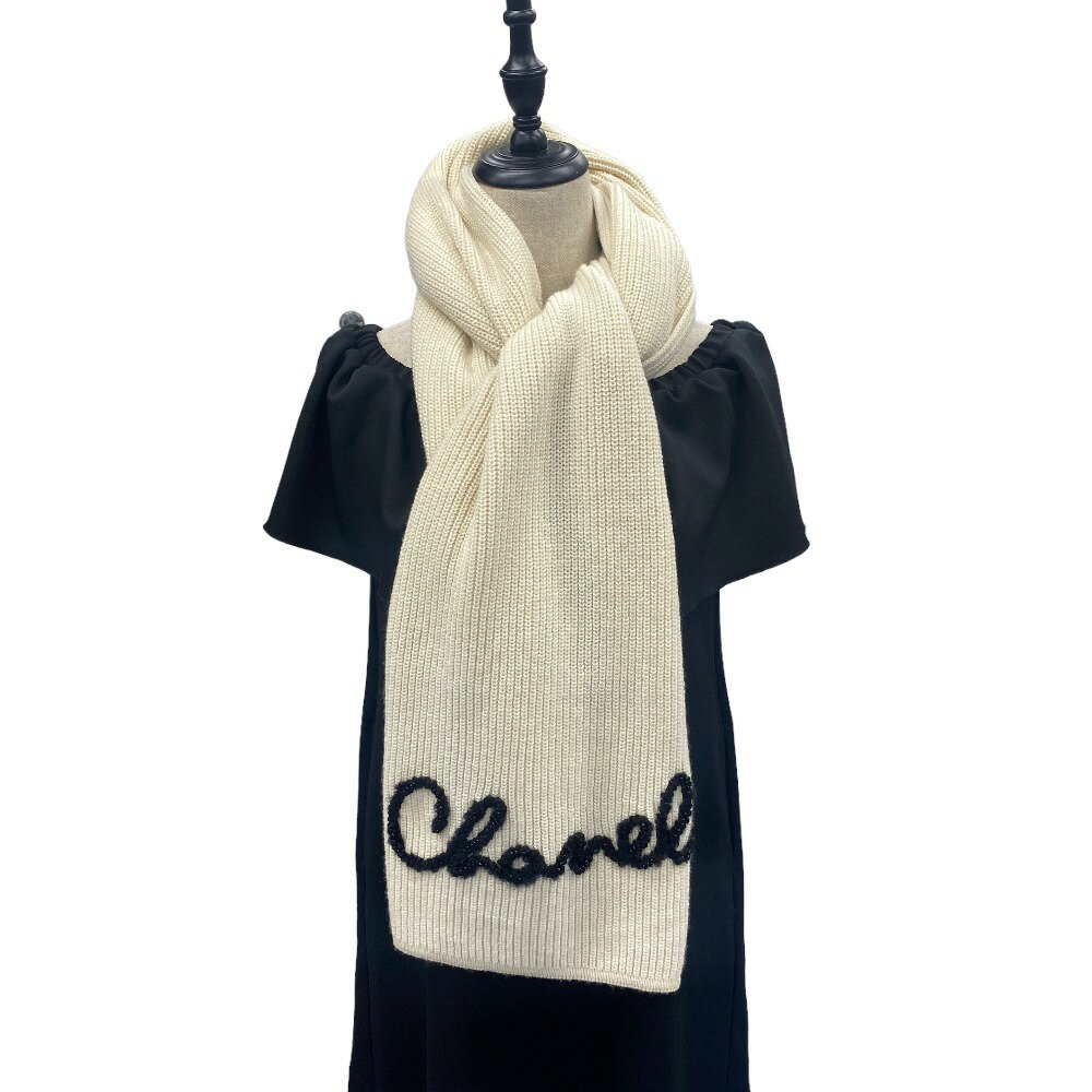 [USED/中古]CHANEL シャネル マフラー・ショール マフラー ロゴ 白 カシミア カシミヤ ランク 中古 tdc-001755-4d