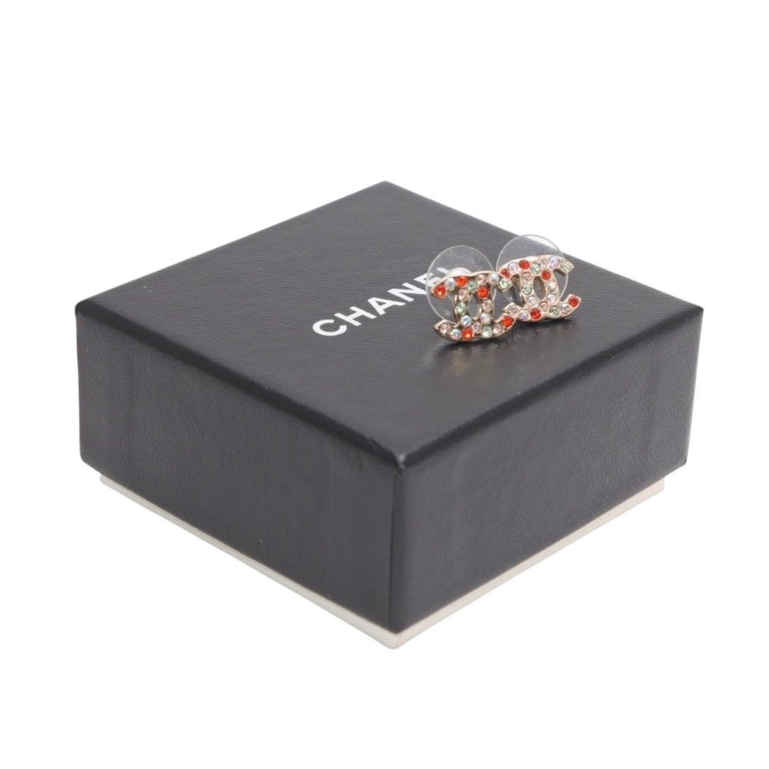 Rakuten - CHANEL シャネル ココマーク ピアス 重量約2.0g 04A刻印 カラーストーン メタル GP ゴールド マルチカラー 両耳用 美品 中古 4b012969