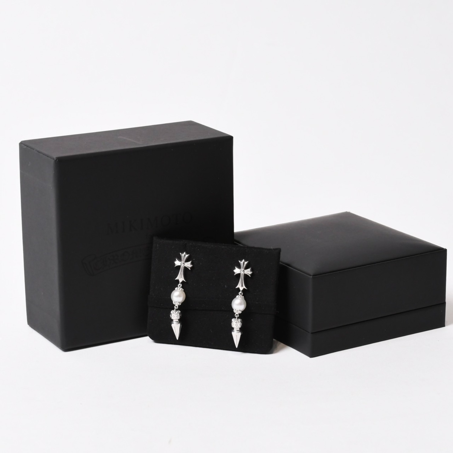 新品未使用 CHROME HEARTS クロムハーツ × ミキモト MIKIMOTO タイニー ドロップ ピアス パール 18K WG 中古 4b013915