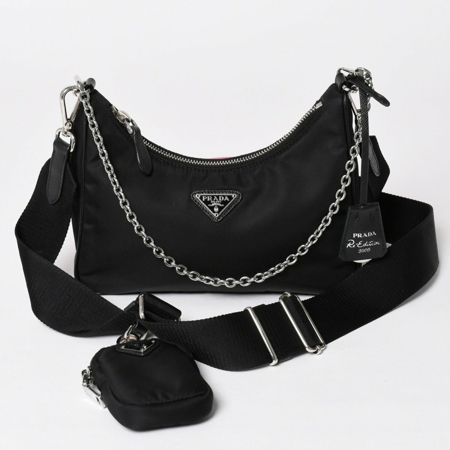 Rakuten - 極美品 PRADA プラダ ホーボー ワンショルダーバッグ 1BH204 トライアングルロゴ 三角ロゴプレート ナイロン ブラック 中古 4a002395