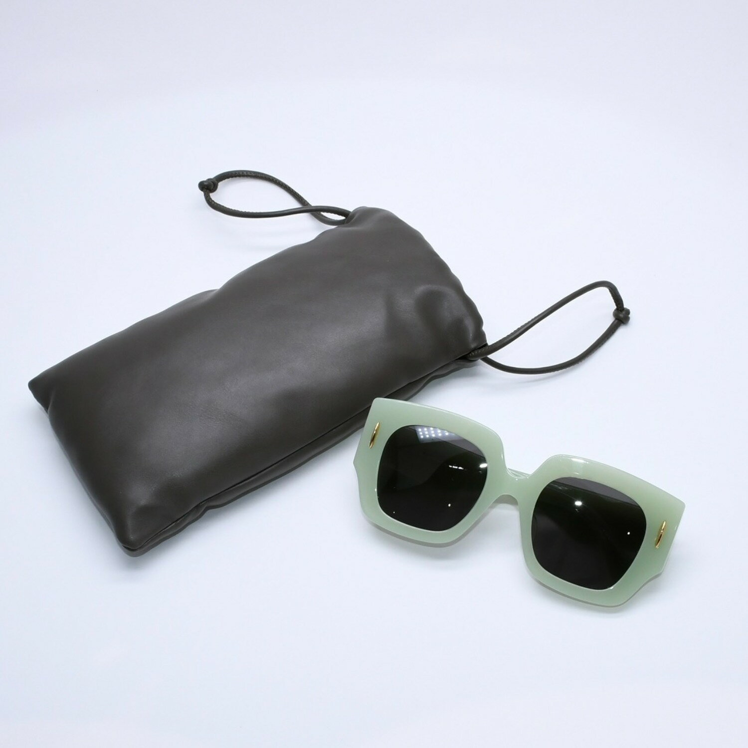 Rakuten - 極美品 LOEWE ロエベ サングラス アイウェア LW40129U 95A サイズ50□22 140 アナグラムロゴ パステルグリーン 中古 4a003236