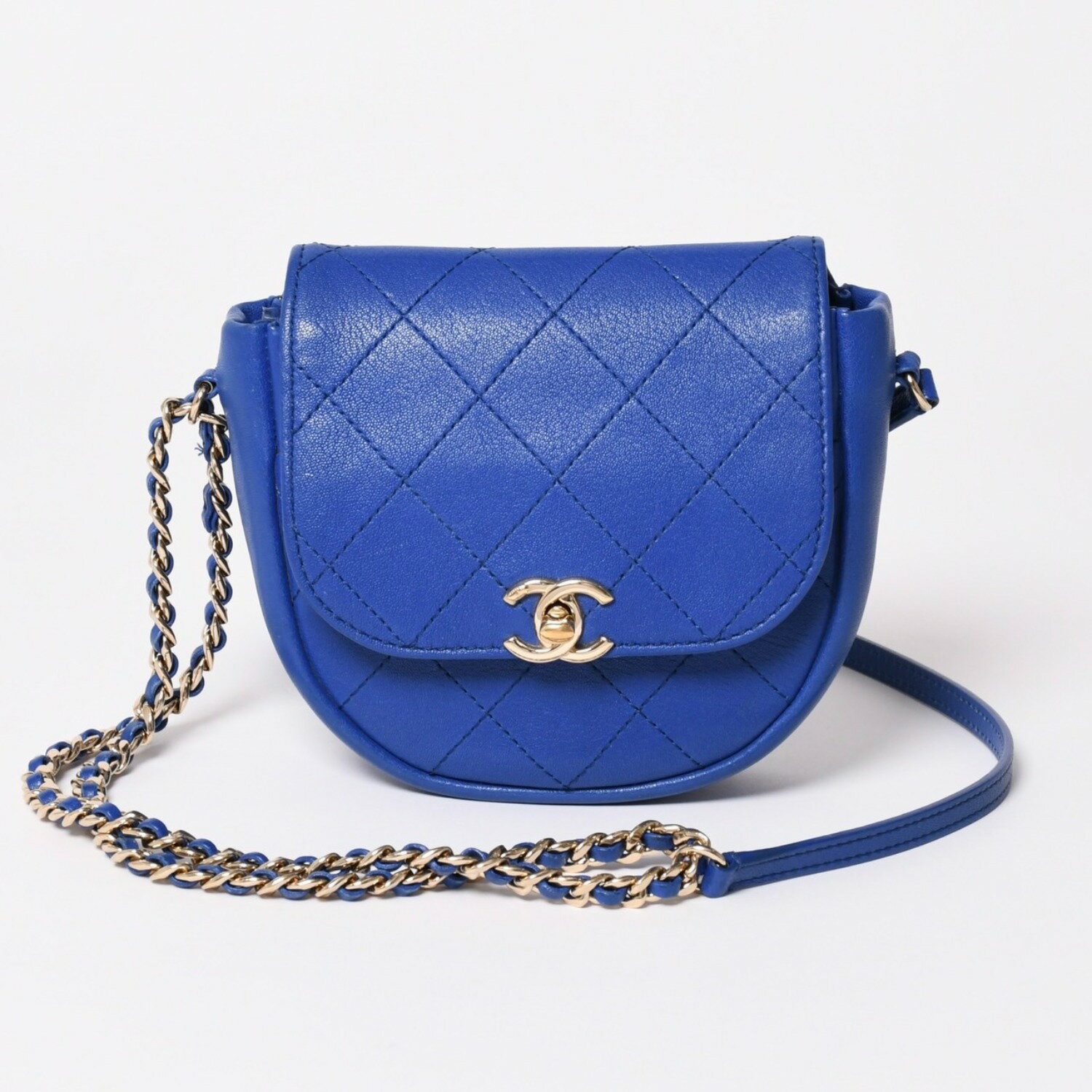 Rakuten - CHANEL シャネル ハーフムーン チェーンショルダーバッグ 26番台 ココマーク カーフスキン ブルー ゴールド金具 美品 中古 4a003510