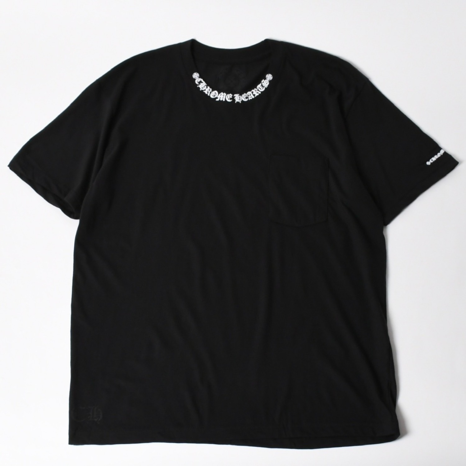 新品未使用 CHROME HEARTS クロムハーツ ネックロゴ プリント 半袖Tシャツ ブラック ホワイト サイズL 中古 4a005366