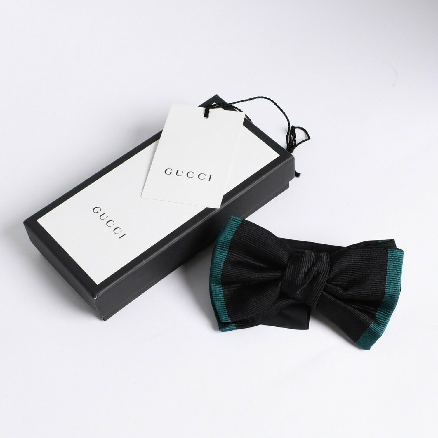 新品箱付　GUCCI　グッチ　蝶ネクタイ　ボウタイ 黒ブラック 楽天市場】グッチ 蝶ネクタイの通販