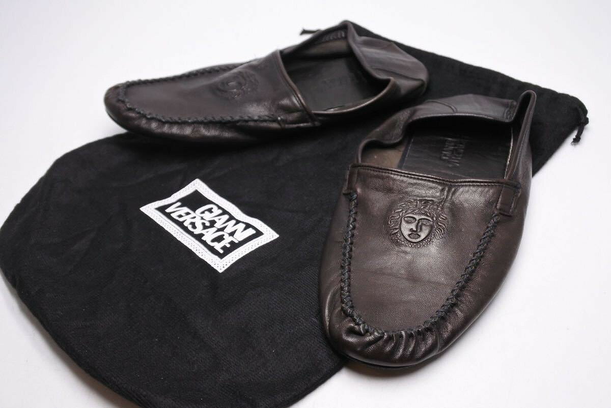 ◆[USED/中古]◆送料無料◆【中古】GIANNI VERSACE ジャン二ヴェルサーチ ルームシューズ スリッパ メデューサ 靴 ダークブラウン 保存袋付き 中古 11234◆【RCP】【中古】