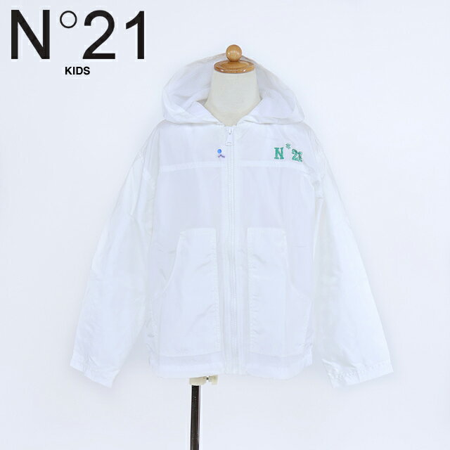 ヌメロ ヴェントゥーノ(N°21)キッズ 訳あり ジャケット ホワイト系 ロゴプリントウインドブレーカー (サイズ/8Y)*dd0001